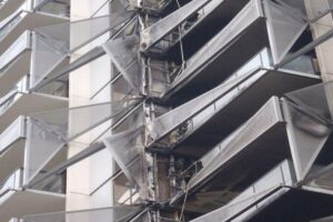 Lacrosse building fire due to non-compliant cladding