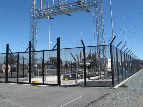Barbed Wire Security Fence Topping