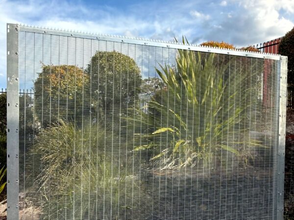 Razorback Spiked Fence Rail along full Promax 358 3.0 panel and side posts
